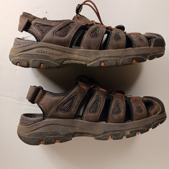Poshmark: Skechers Relaxed Fit Fisherman Sandals Brown 7 - Picture 6 of 10